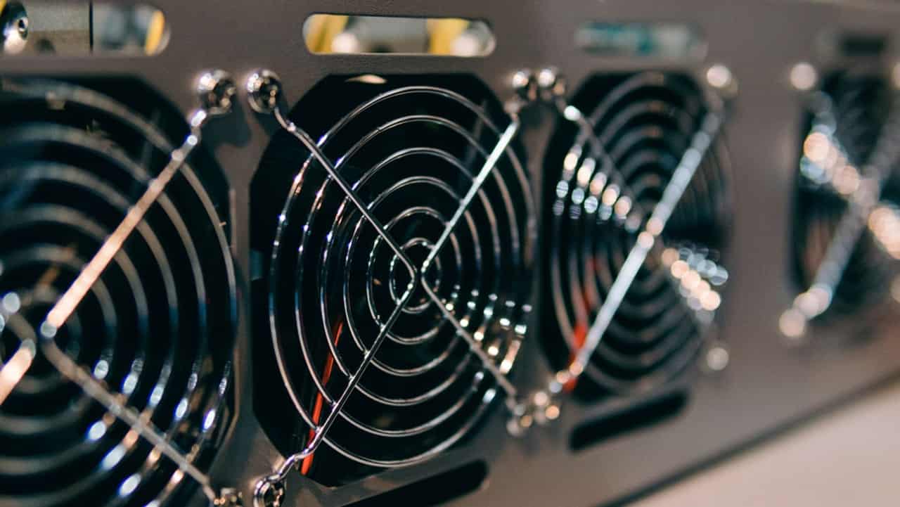 Public miners sold $1.78B in Bitcoin this year, adding to market pressure