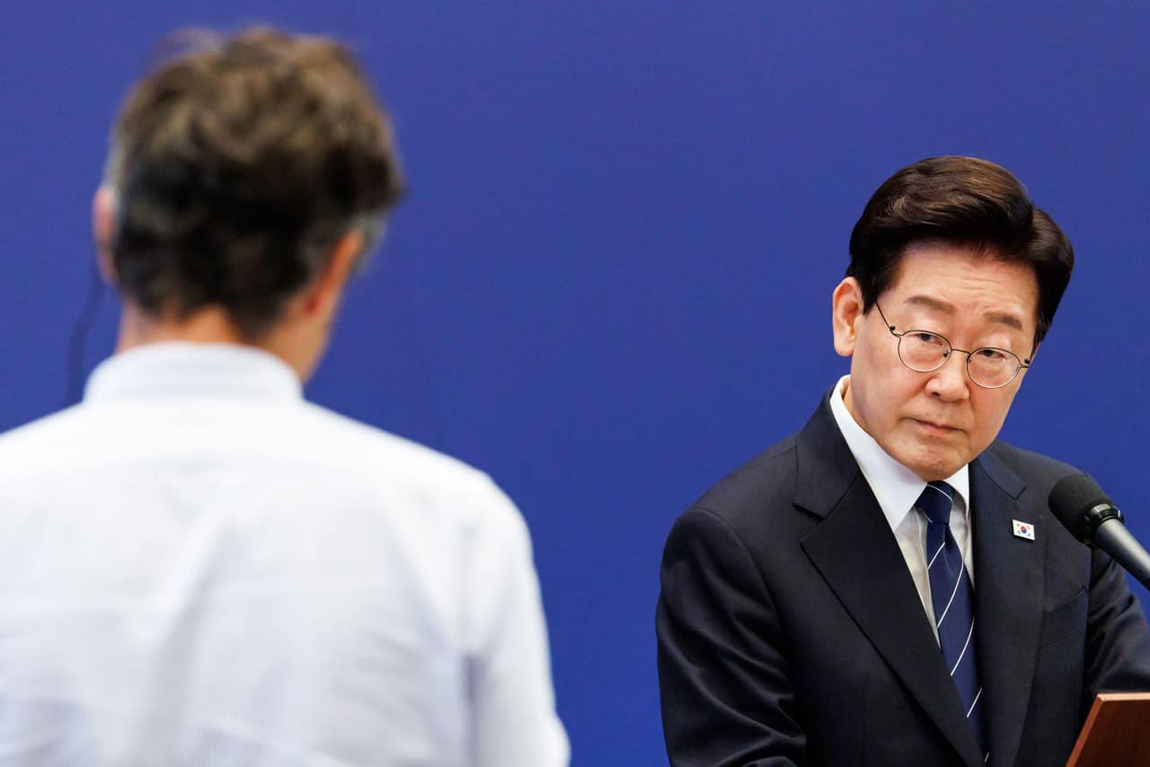 South Korea recalls envoy from Ukraine over POW transfer dispute