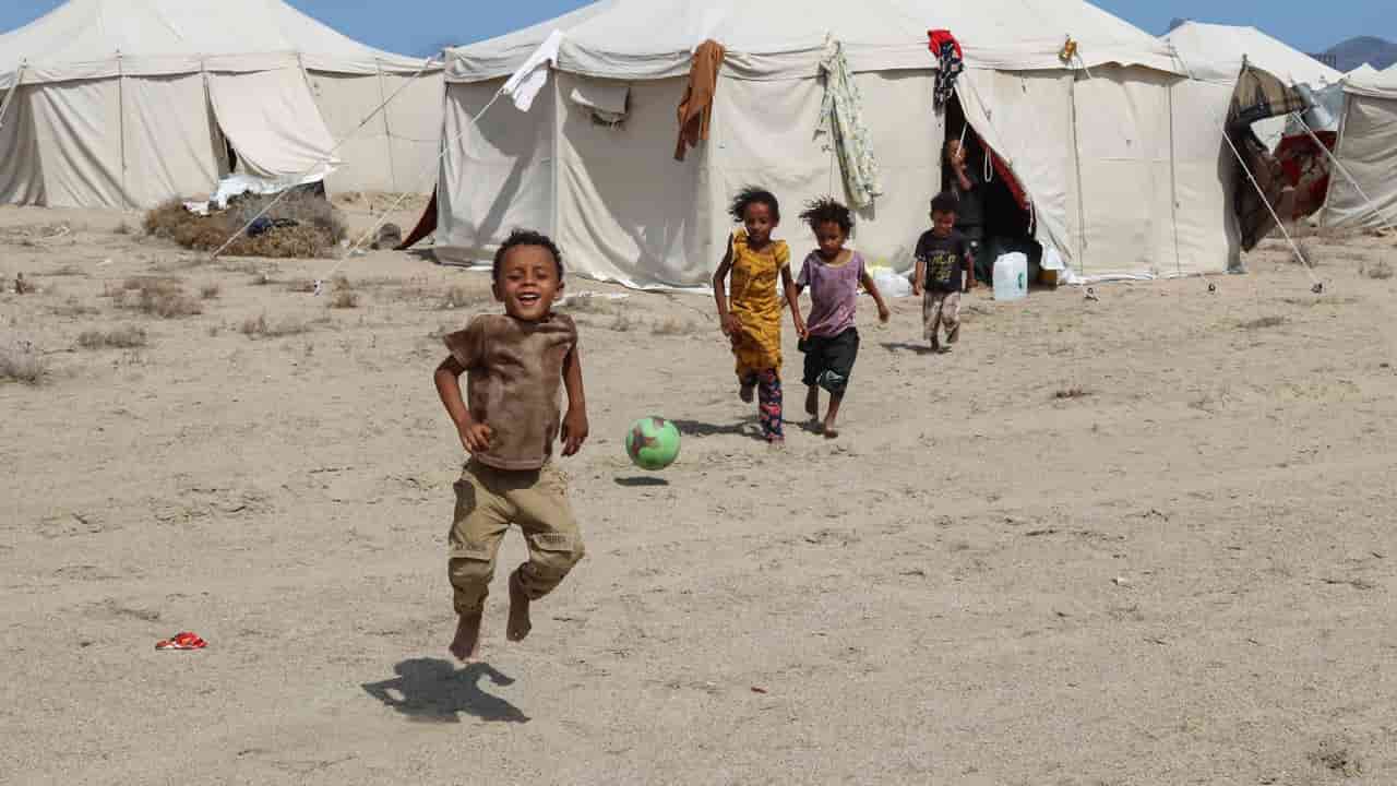 UN warns 230,000 Yemenis could be displaced if fighting continues