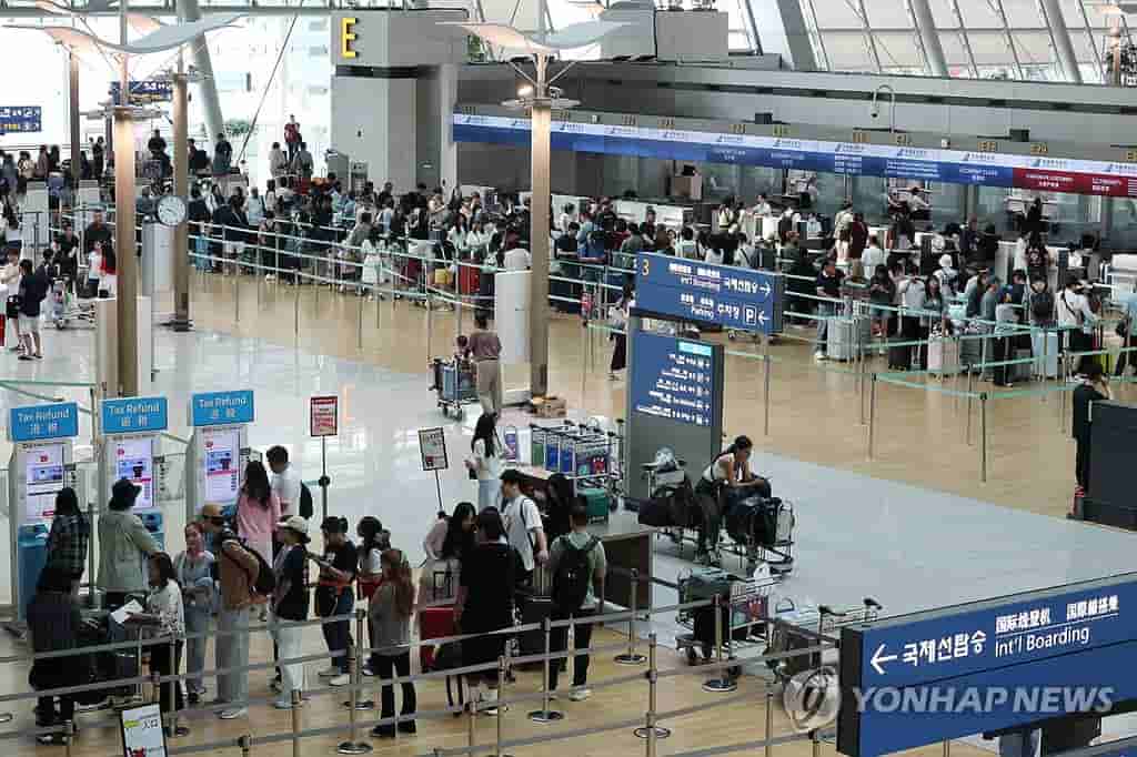 South Korea expands China flight routes, grants more rights to LCCs