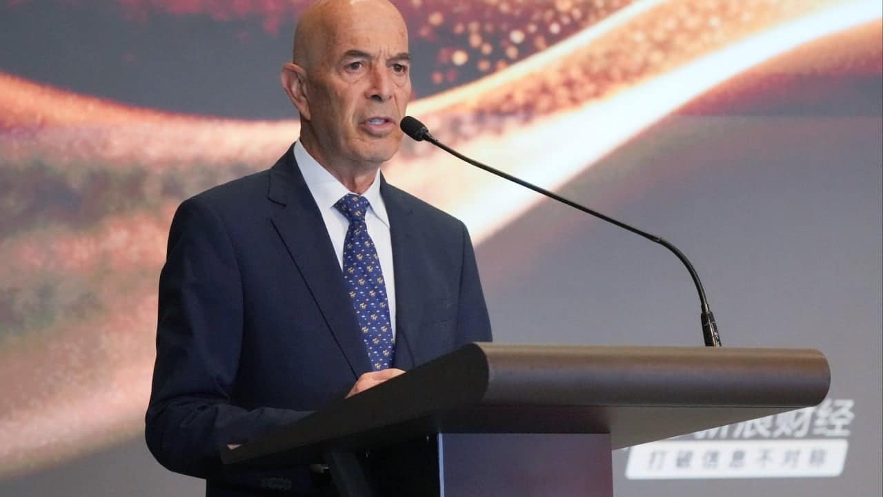 Ex-World Bank official warns of need to diversify away from US markets