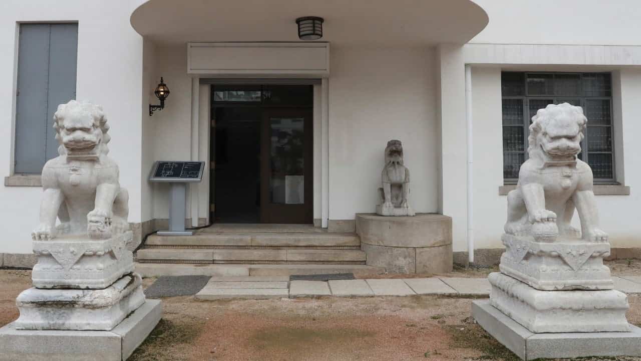 South Korea returns Qing dynasty lions to China