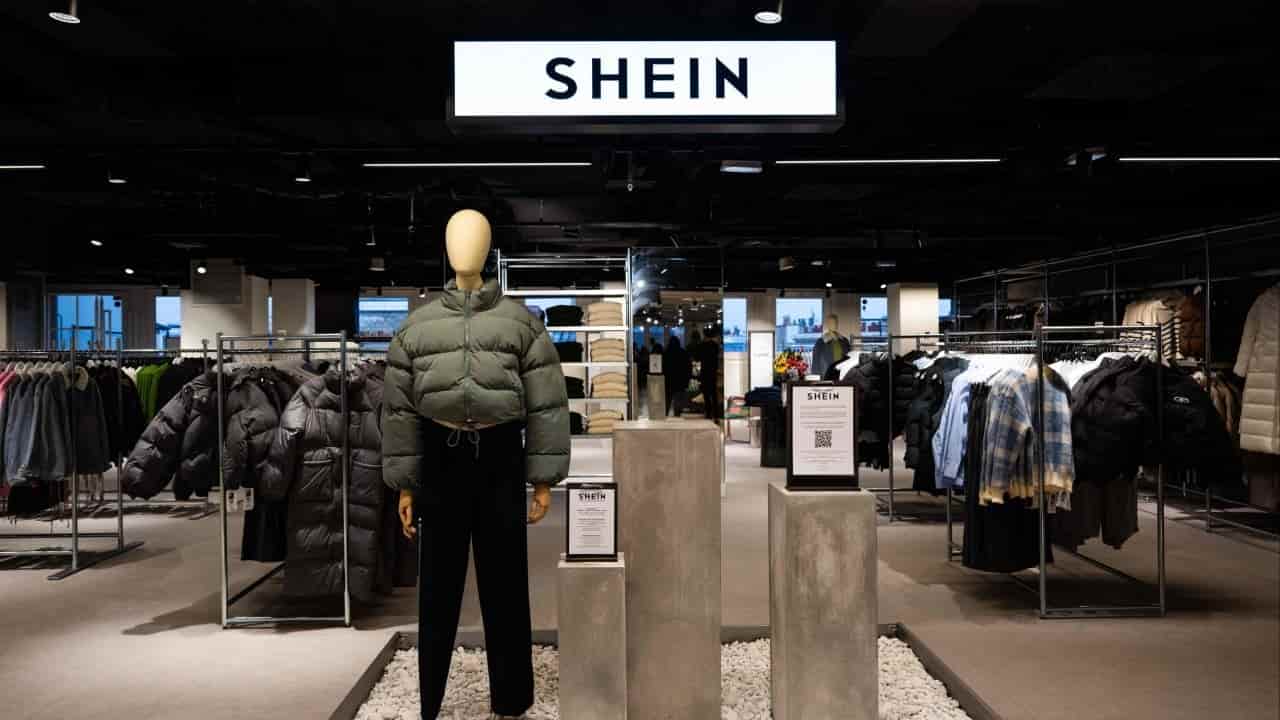 France Introduces Levy on E-commerce Platforms to Curb Ultra-Fast Fashion