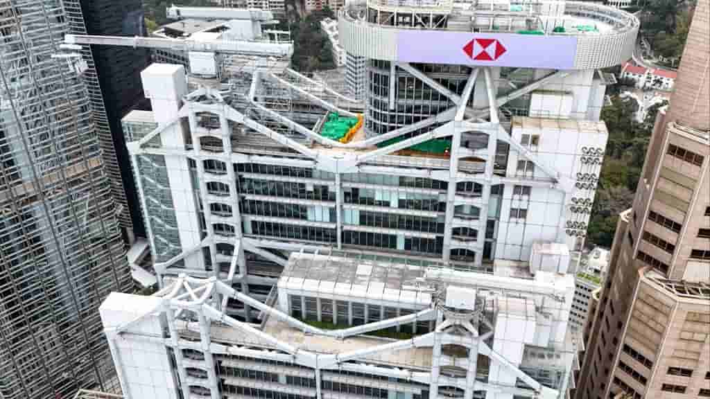 HSBC to move senior executive to Hong Kong
