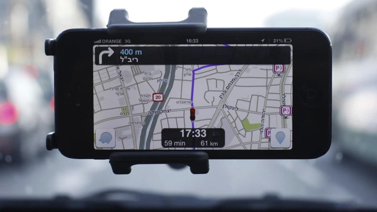 Malaysia bars civil servants from Waze over Israeli security concerns