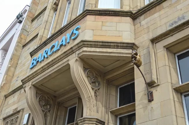 Barclays cuts 5,000 jobs amid AI adoption and cost-cutting
