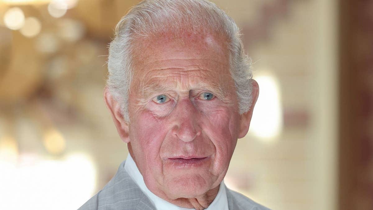 King Charles's top aide, Sir Clive Alderton, to step down