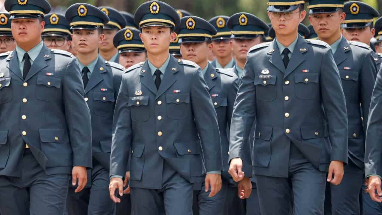 Taiwan revives ‘anti-communist’ training for military graduates