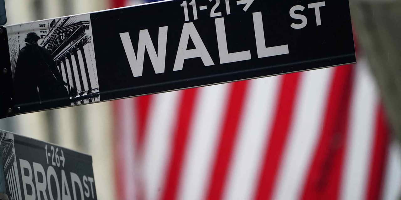 US stocks tumble on AI spending fears; Nasdaq drops 2.9%