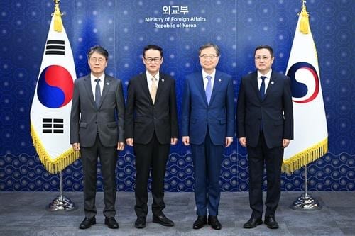 FM Cho calls for stronger S. Korea-China-Japan cooperation for regional peace