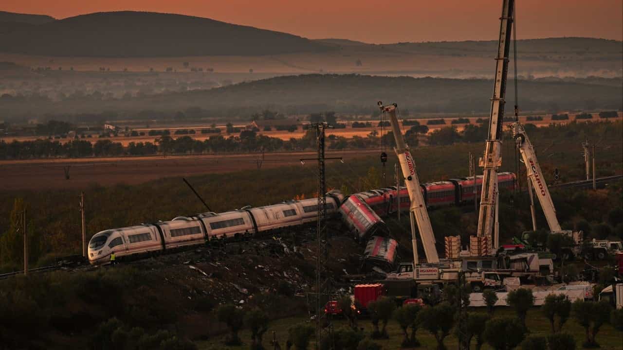 Spain begins three days of mourning after train crash kills dozens