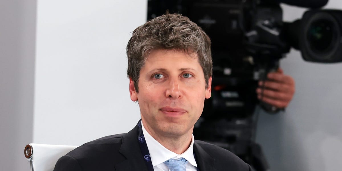 Sam Altman: AI won't lead to 4-hour workweeks due to competition