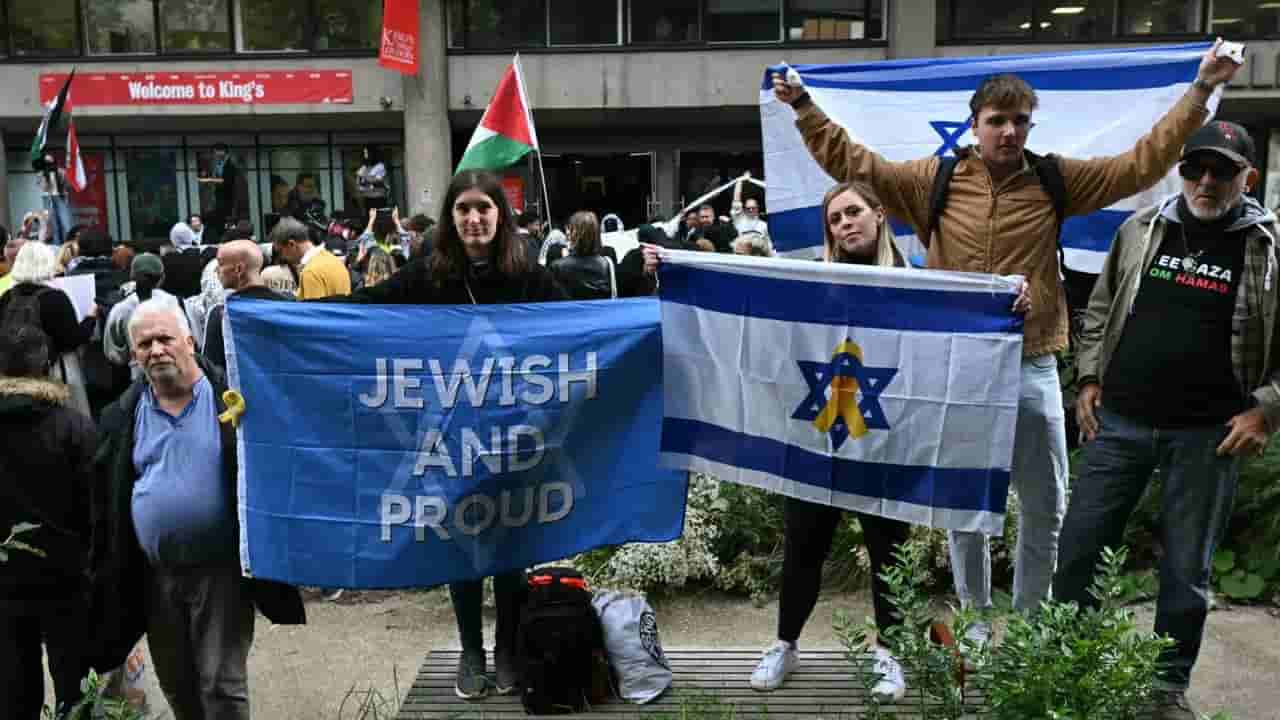 Student linked to Israel groups edited quotes on 'anti-Jewish hatred'
