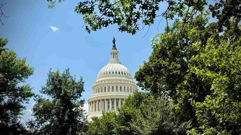 SEC postpones crypto rulemaking amid Clarity Act concerns
