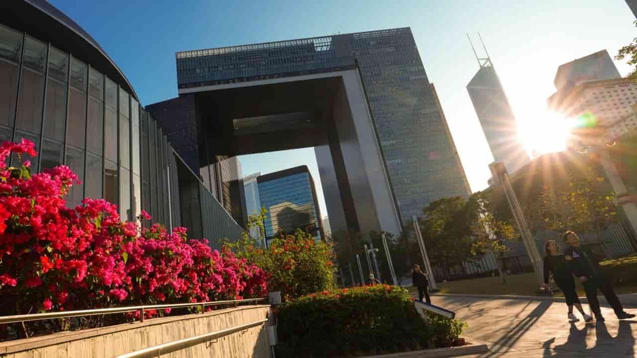 Hong Kong ministers receive 1.3% pay increase
