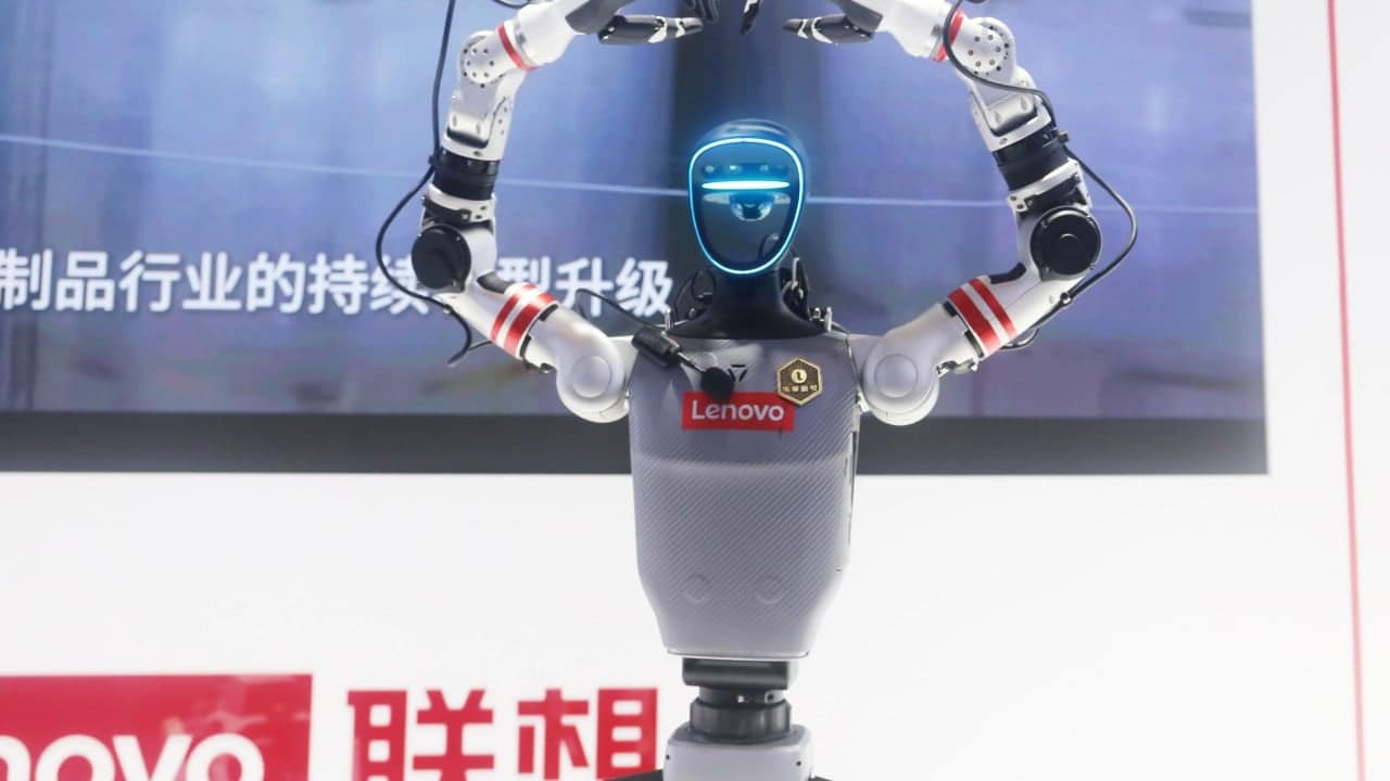 Lenovo Capital Executive Warns of AI Robotics Shakeout, Focuses on Targeted Investments