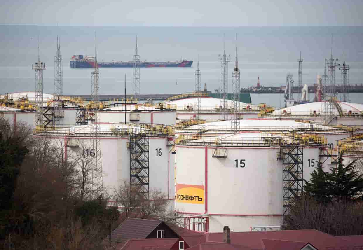 Rosneft admits Ukraine refinery strikes are unsustainable