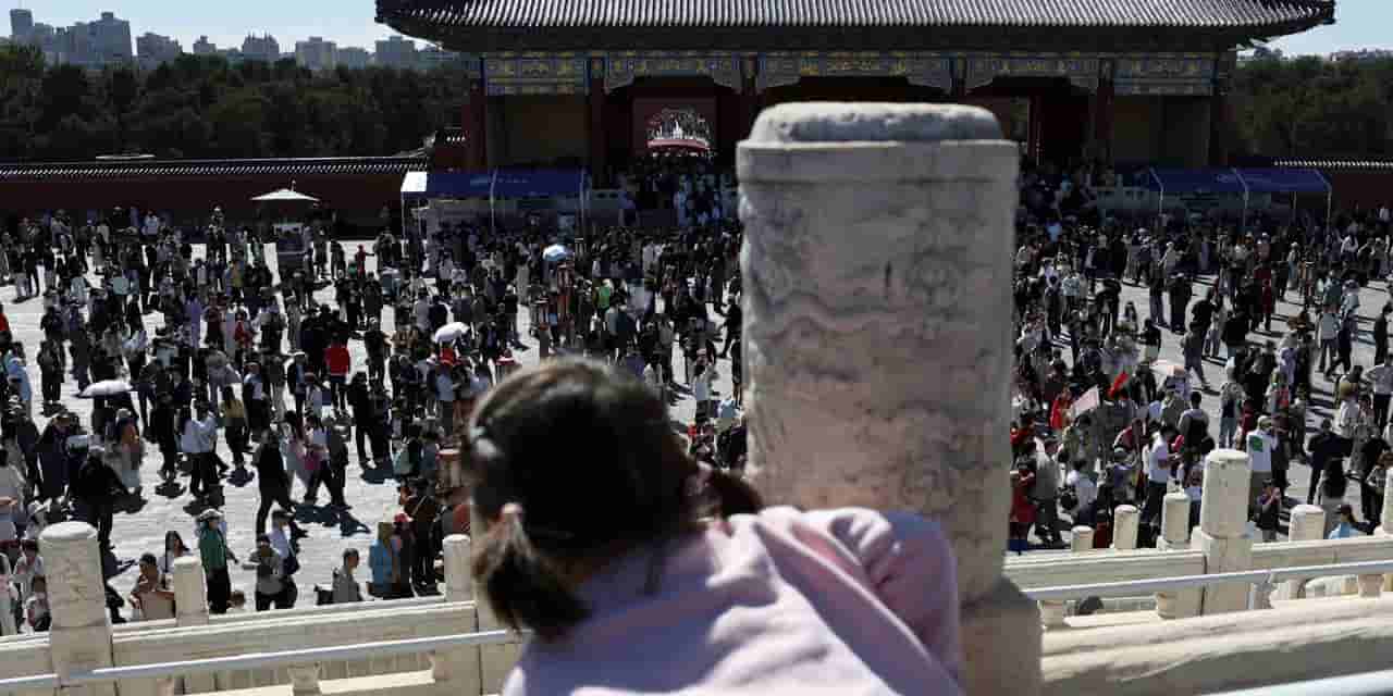 China Golden Week spending per trip hits 4-year low as overseas travel jumps
