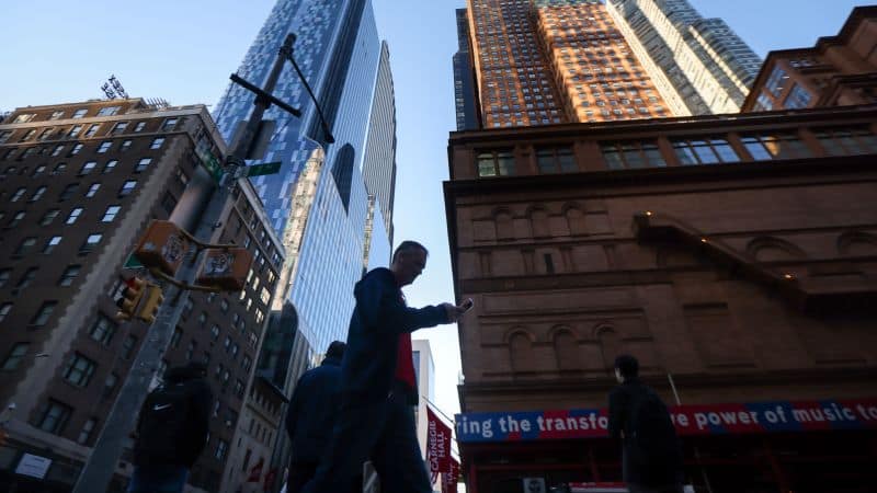 Judge orders Mamdani to redo pied-à-terre tax rollout