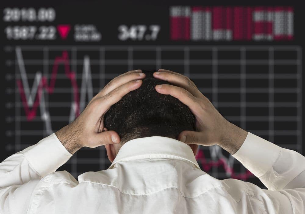 Bitcoin Outperforms MicroStrategy as Crypto Lags Traditional Assets in H1 2026