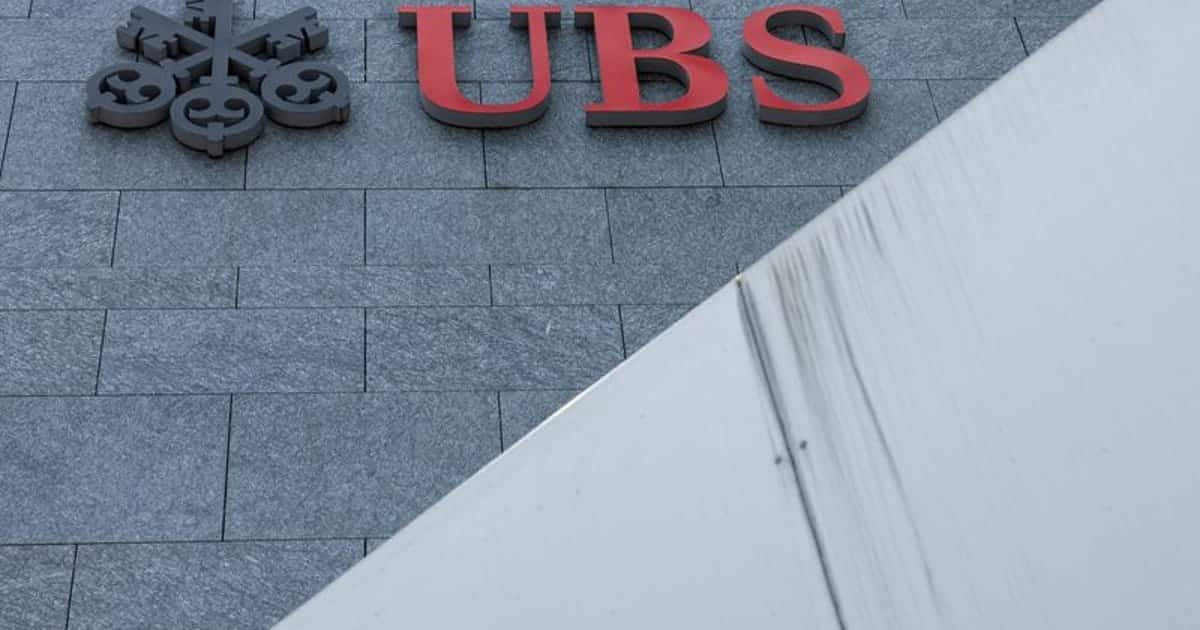 UBS merger talks with Deutsche Bank rumored