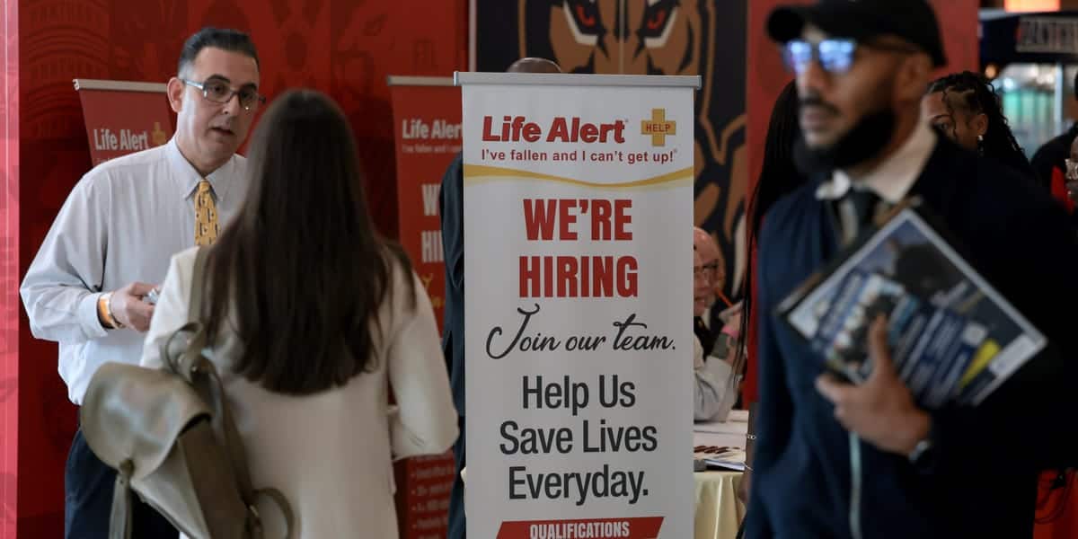 US adds 29,000 jobs in September, unemployment rises to 4.2%