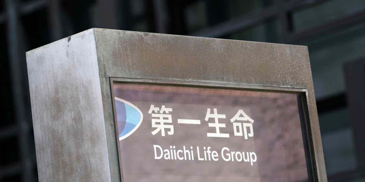 Challenger rejects Daiichi Life's takeover bid, but open to talks