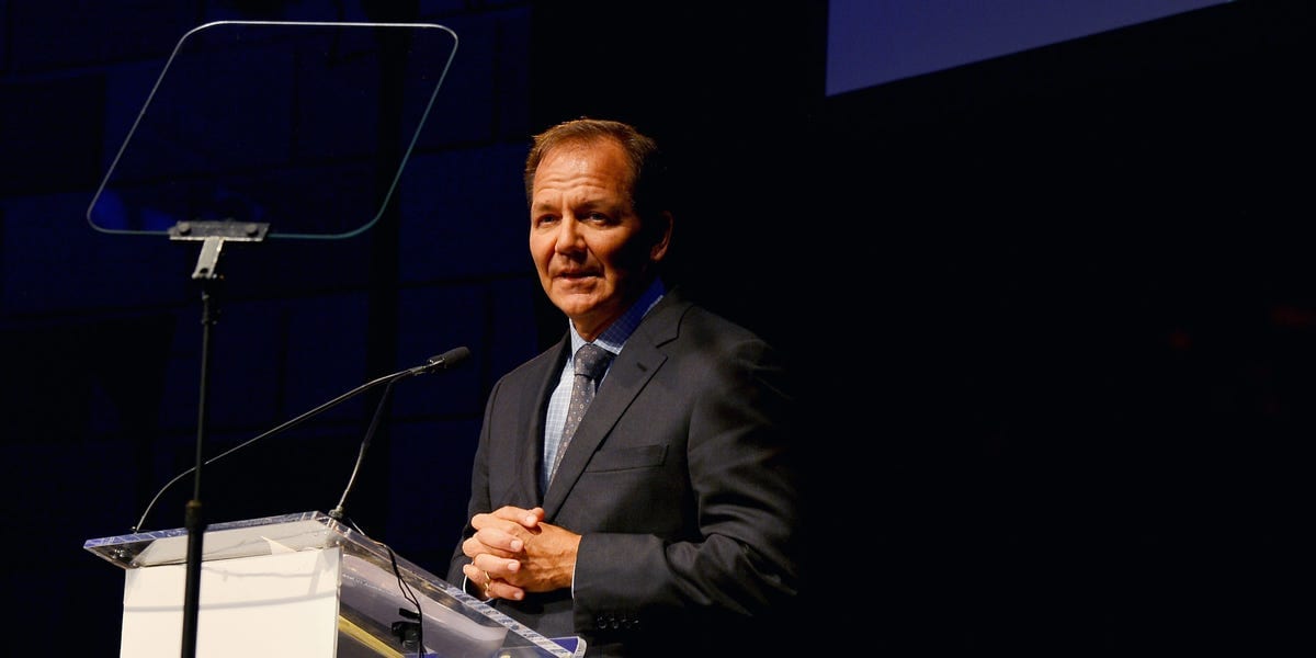 Paul Tudor Jones warns AI is a 'Category 6 hurricane' for humanity