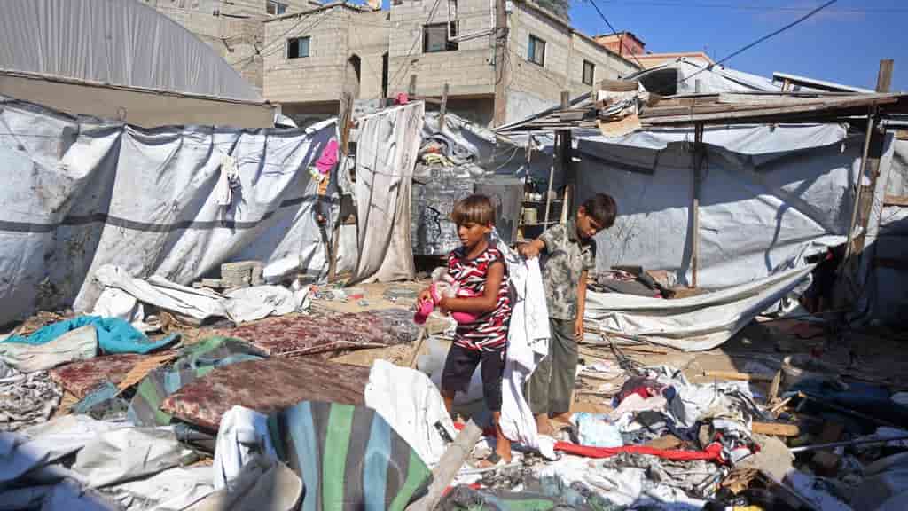 UN report: hundreds of thousands of children in Gaza lack access to a functioning school