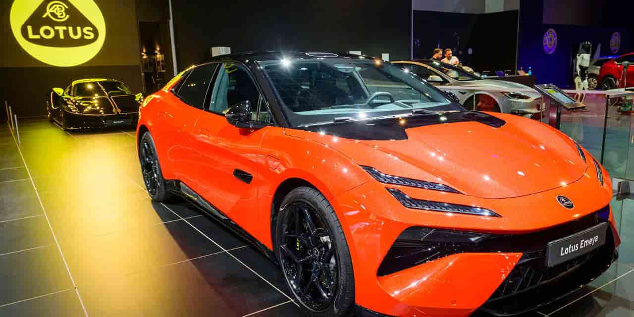 Lotus considers U.S. hybrid SUV production amid tariff concerns