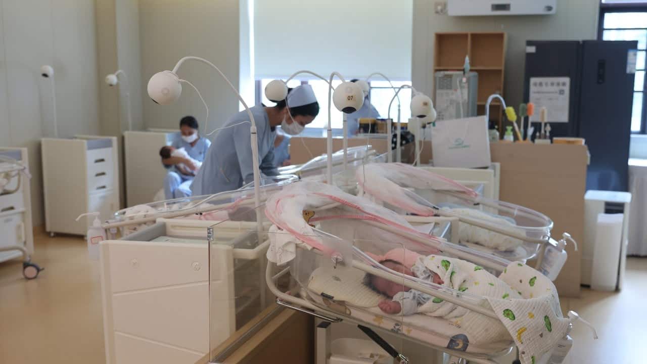 Hongkongers seek medical care in mainland China for lower costs