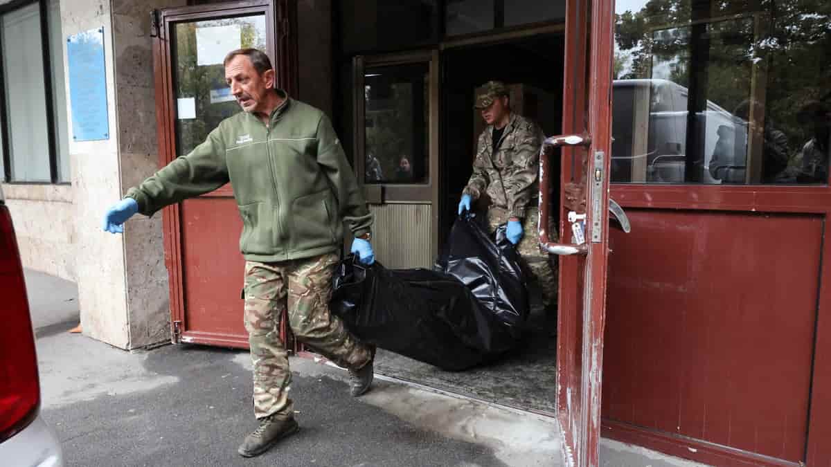 Russia pounds Kyiv with ballistic missiles
