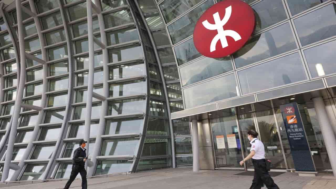 MTR Corp pays HK$2.25 billion for rail construction delays