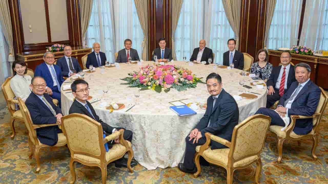 Hong Kong leader John Lee discusses 5-year plan with business and innovation figures