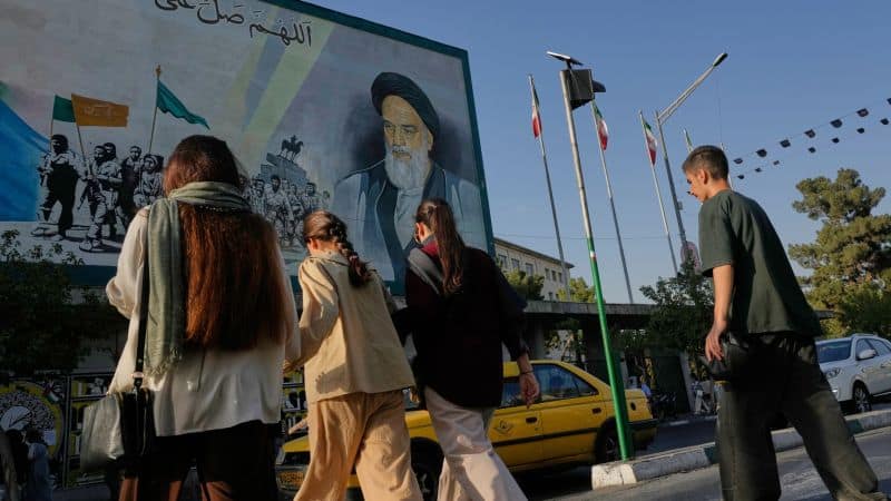 Iran halts strikes after US pauses attacks amid diplomatic push