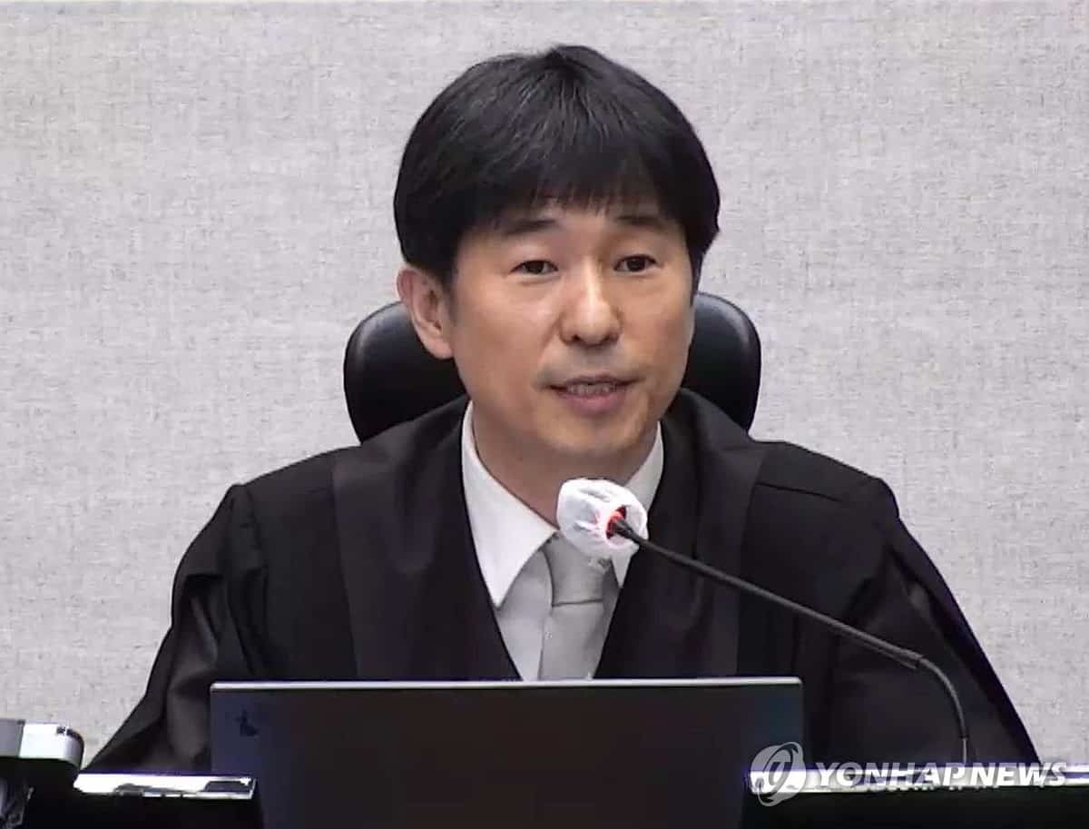 Judge who sentenced Yoon to life prison indicted for corruption