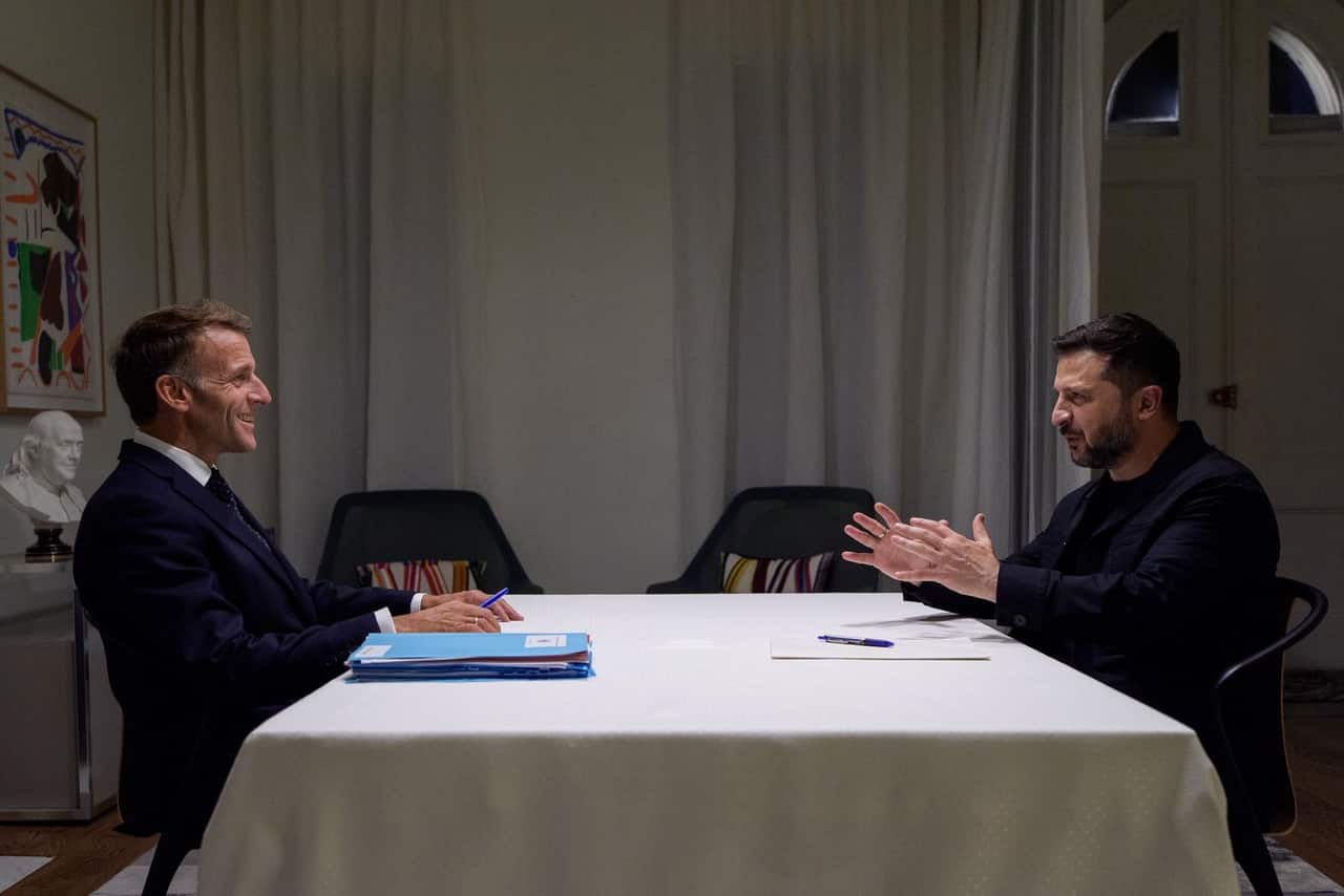 Zelensky, Macron discuss air defense, winter aid in New York