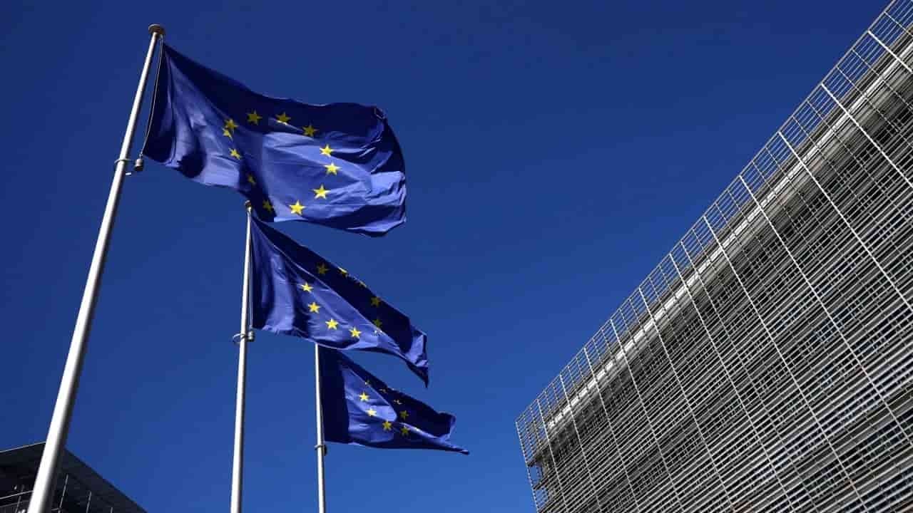 EU removes Panama, Vietnam from tax haven blacklist