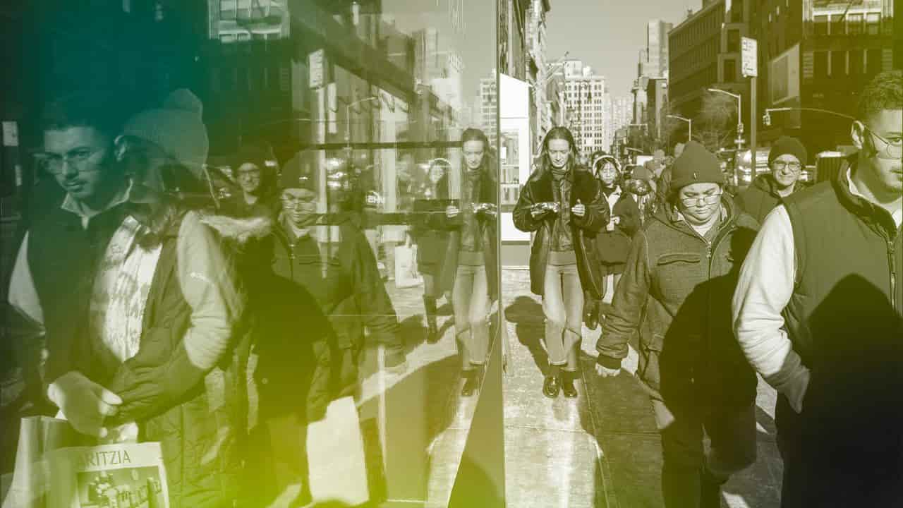 US Consumer Sentiment Recovers Amid Falling Inflation