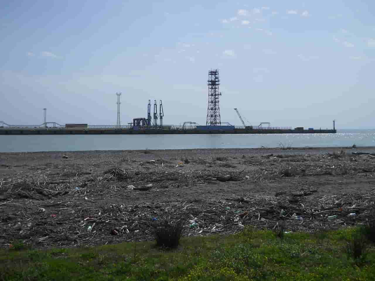 Georgia refinery to halt Russian crude processing