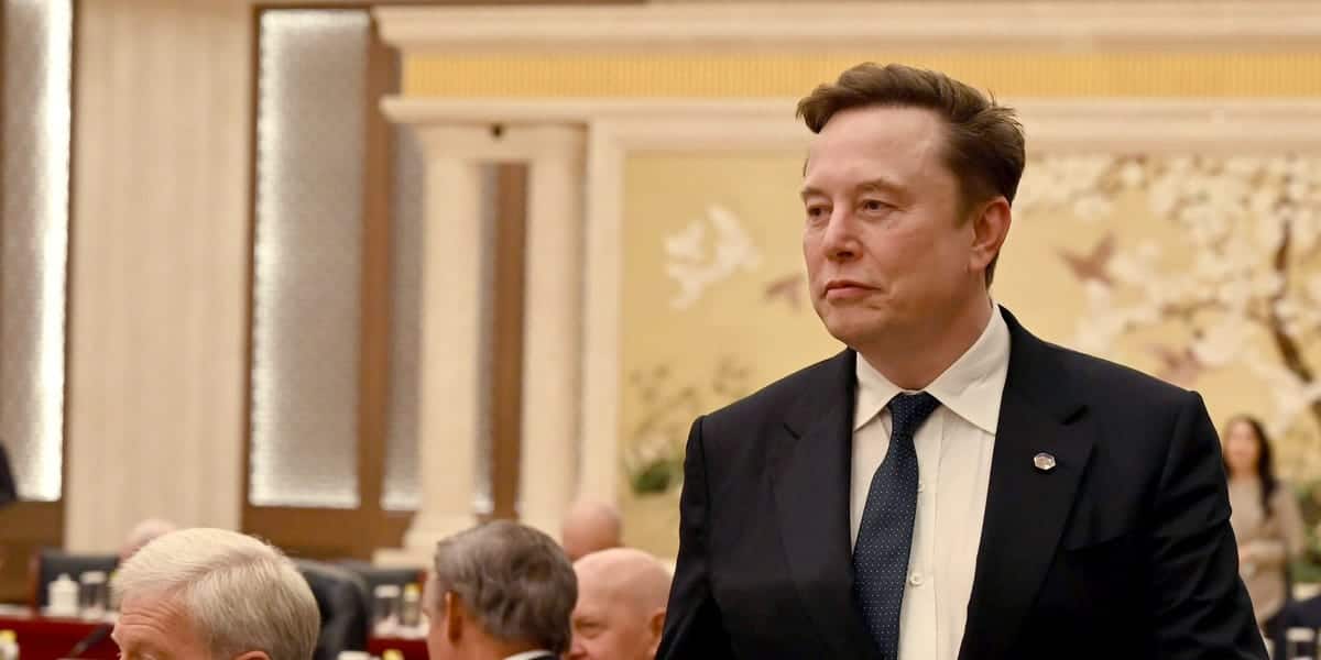 Regulators scrutinize Tesla's FSD claims after Elon Musk's posts