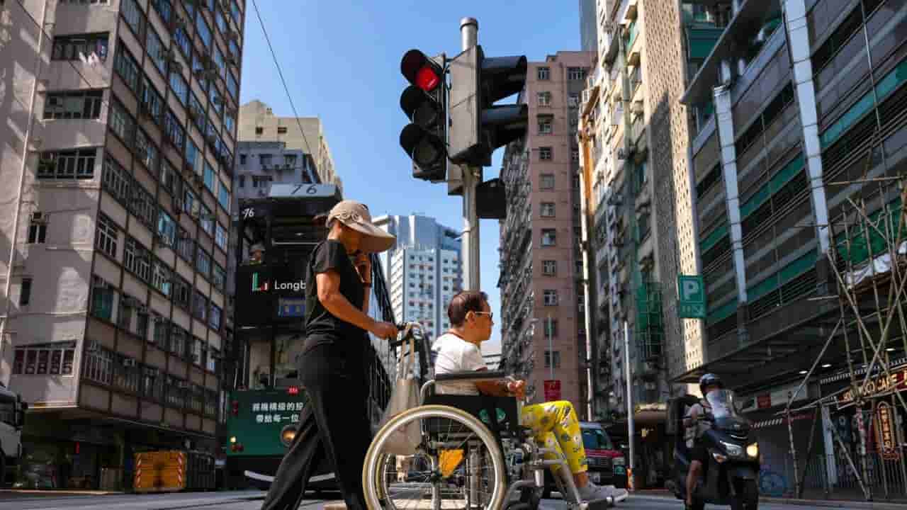 Foreign carers for elderly to get 10 to 20% more pay
