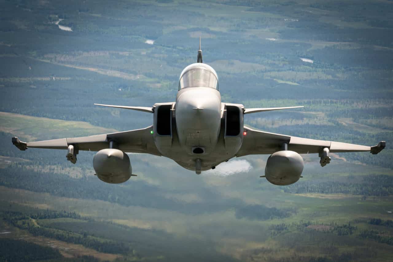 Sweden to deploy fighter jets, warships to Finland