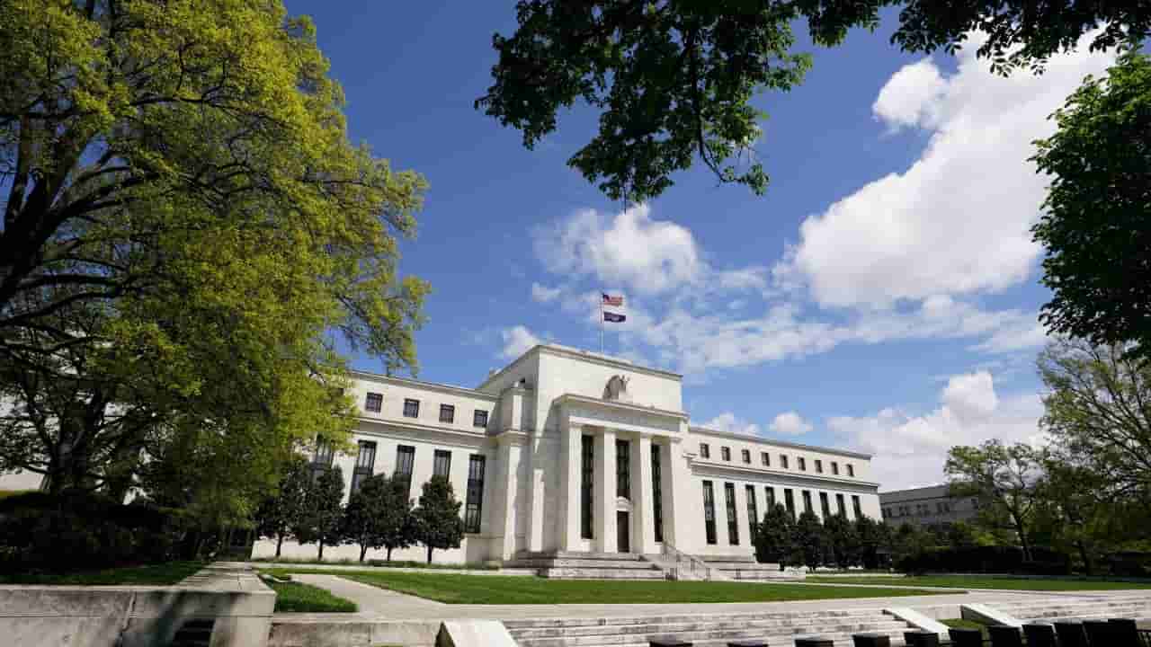 Ex-US Fed adviser sentenced to 3 years in prison in China secrets case