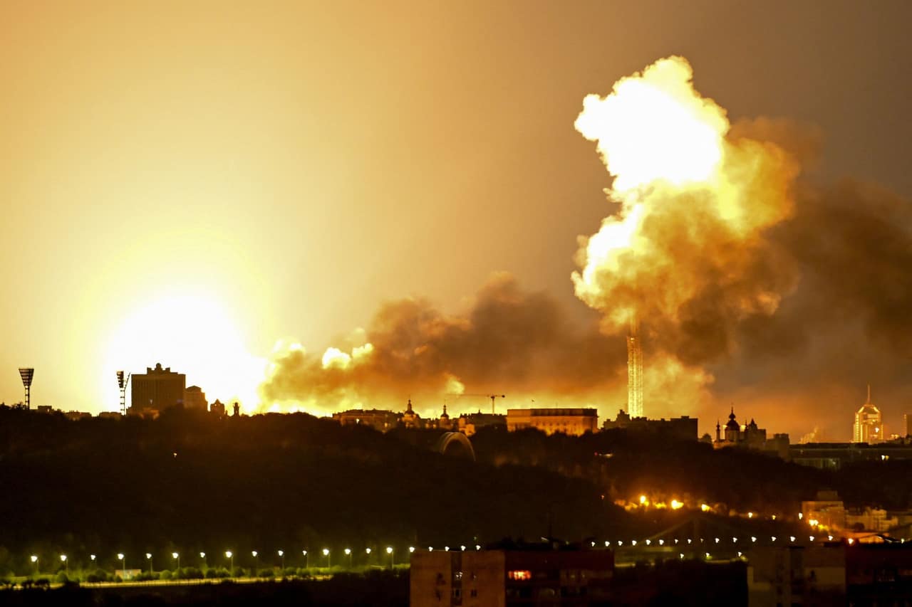 Russia Exploits Ukraine's Vulnerability to Ballistic Missiles