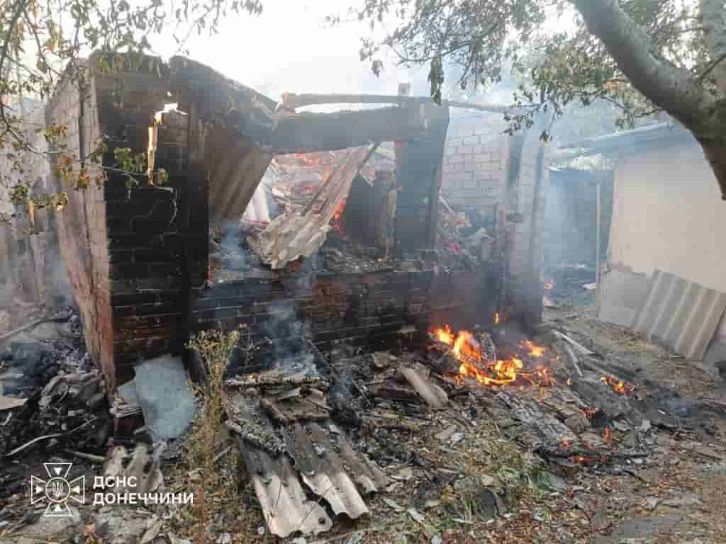 Russian attacks kill 6, injure 43 across Ukraine over past day
