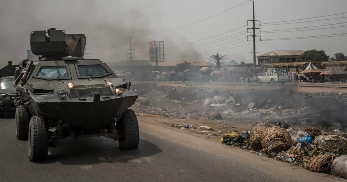 Gunmen kill at least 20 in Nigeria market attack