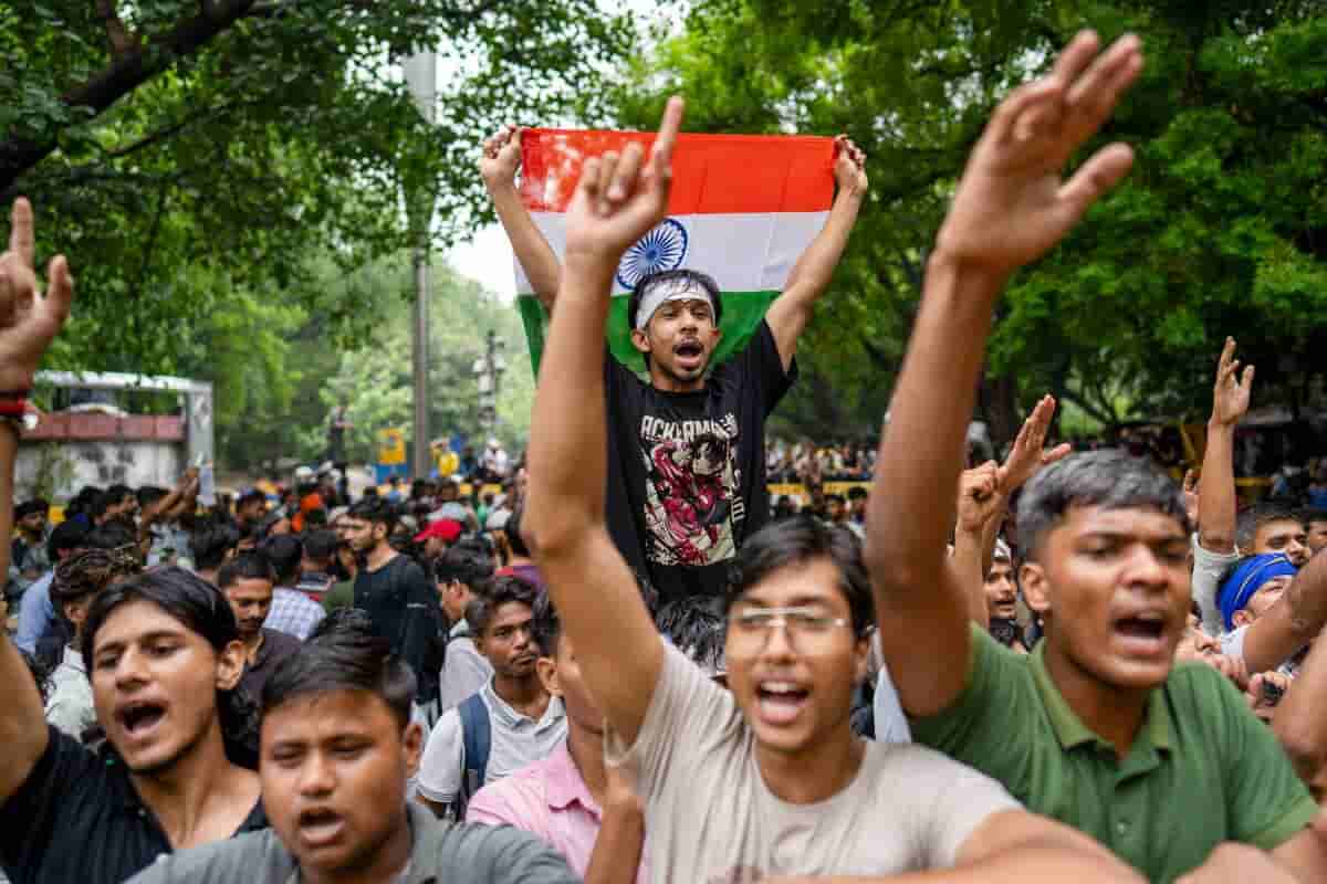 Bollywood Stars, Sikh Community Rally Behind India Student Protests