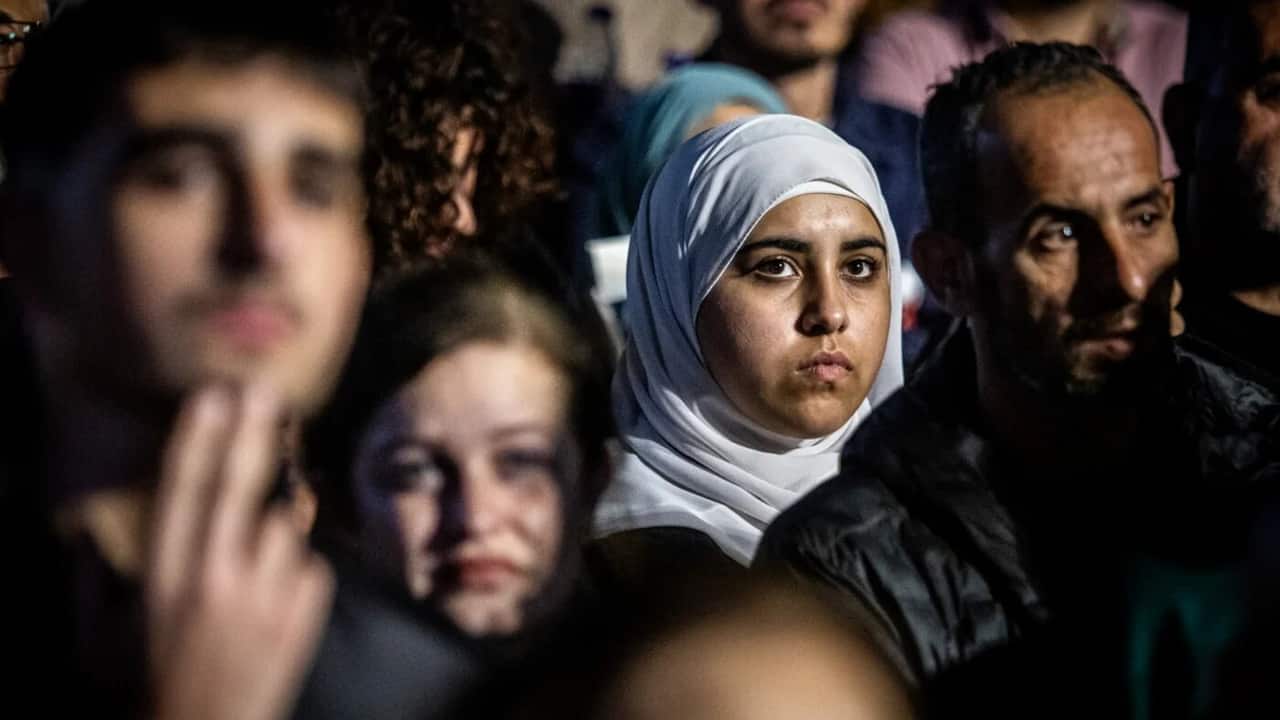 Arabic banned at work for Palestinian citizens of Israel