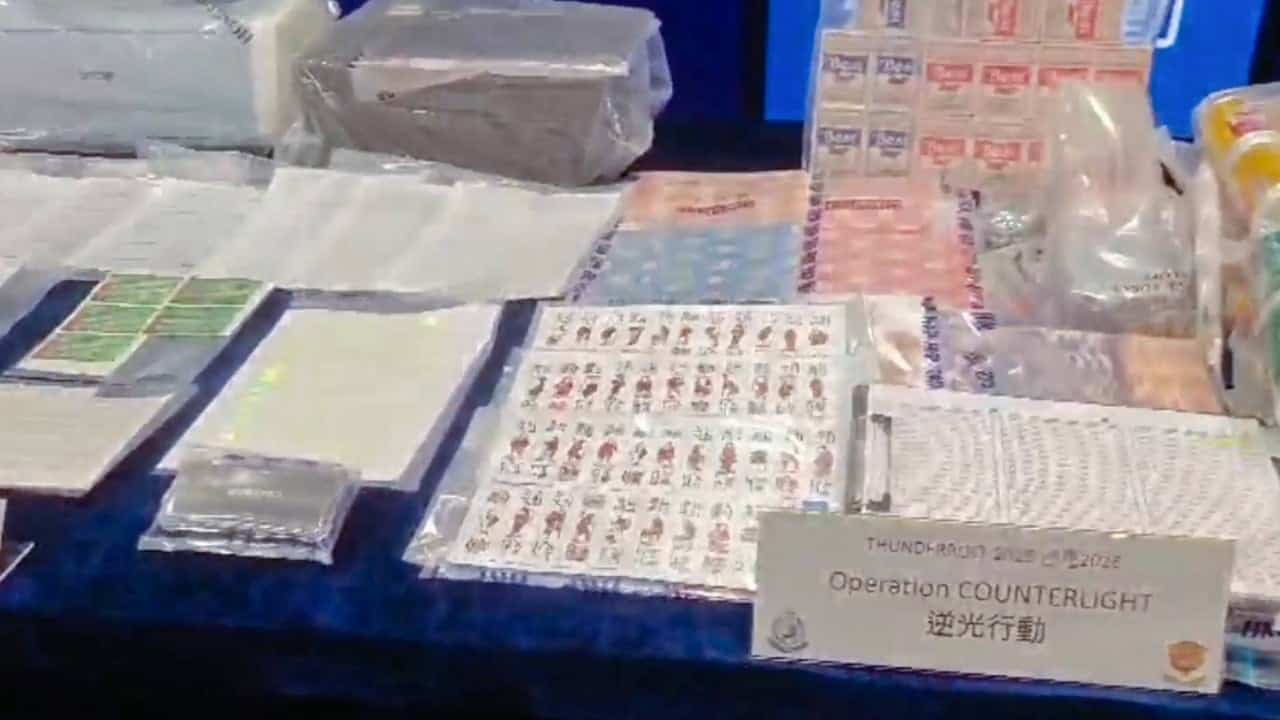 Hong Kong police arrest 127 in Vietnamese loan-sharking syndicate bust